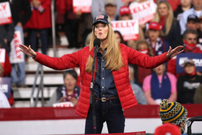 President trump holds rally in Georgia